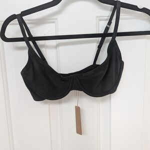 SKIMS Black Tshirt Underwire Bra